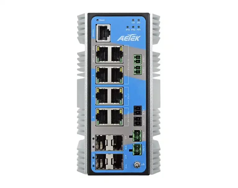 Pannello frontale AETEK D62-084-MX-DCP: porte RJ45 PoE++, PoE+, passive PoE, SFP, porta console e morsetti di alimentazione DC