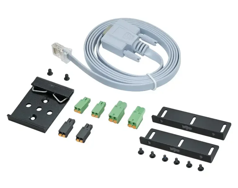 Accessori inclusi con AETEK D62-084-MX-DCP: cavo console RJ45-DB9, morsettiere, staffe di montaggio DIN e viti